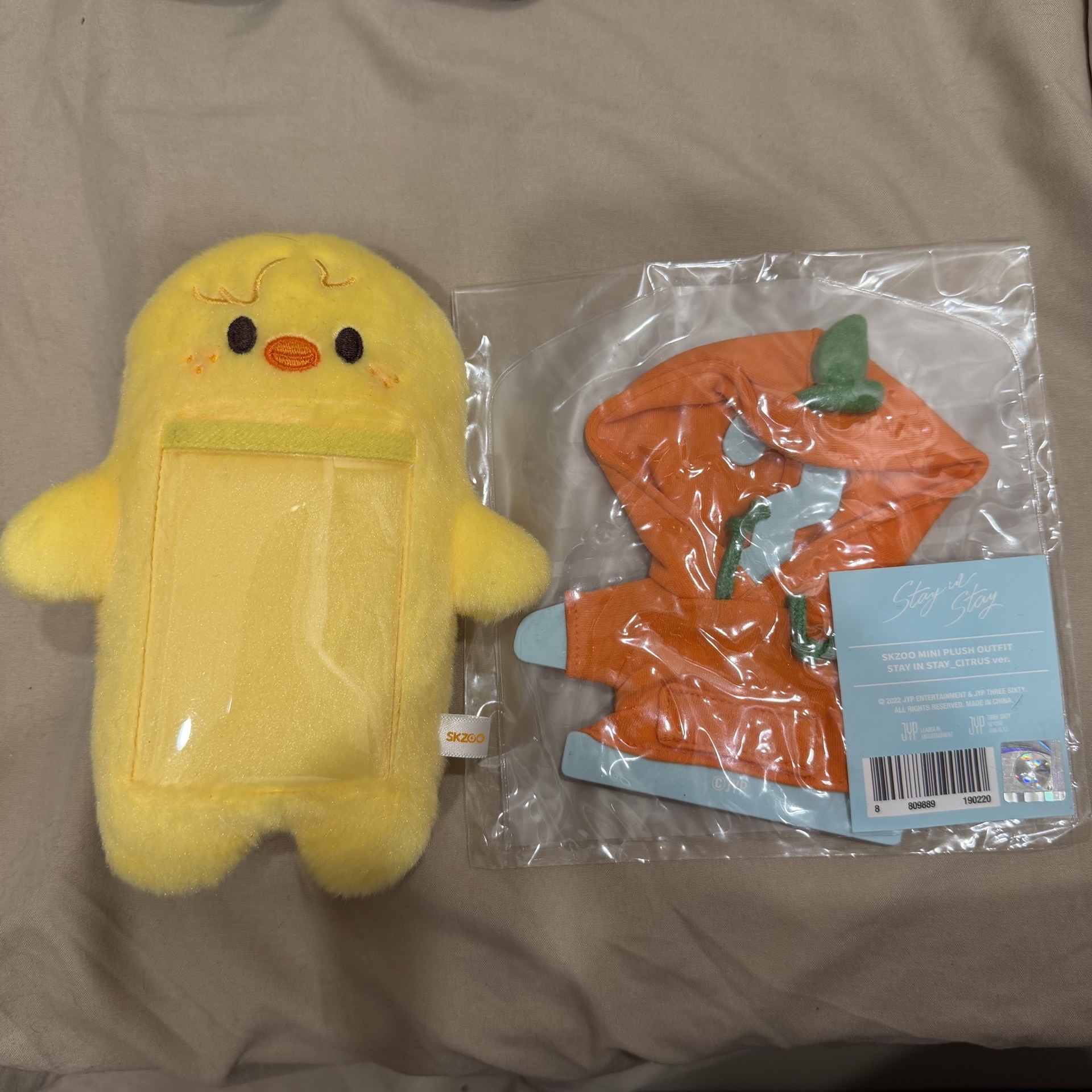 🩶胖胖卡套菲（含卡）+小橘子娃衣