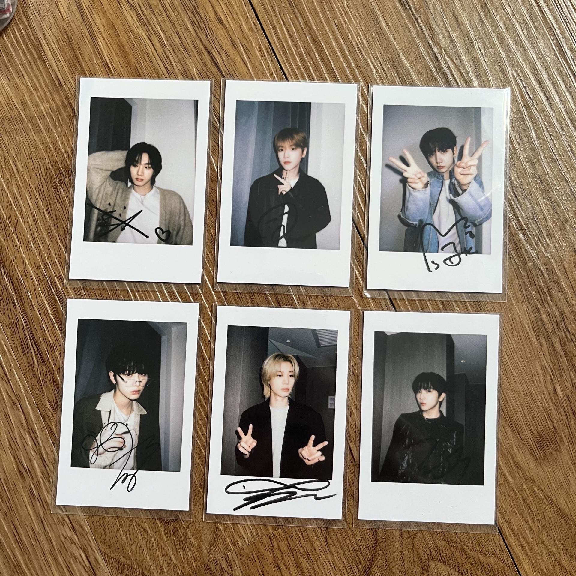 19.99 yzy 上海線下復刻拍立得（套出）