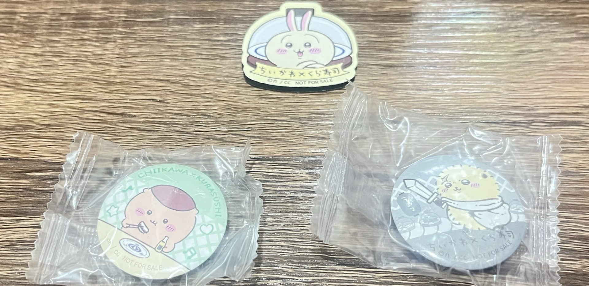 吉伊卡哇藏壽司 特典 徽章&磁鐵