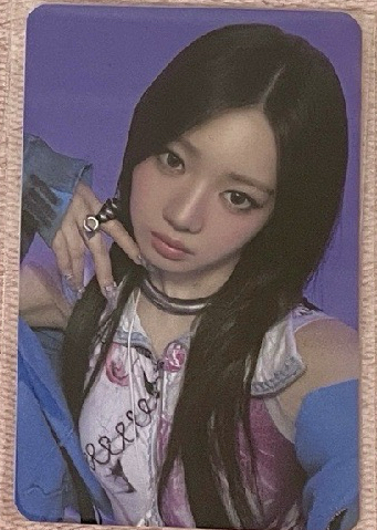 WE GO UP 絨毛吊飾 周邊卡 