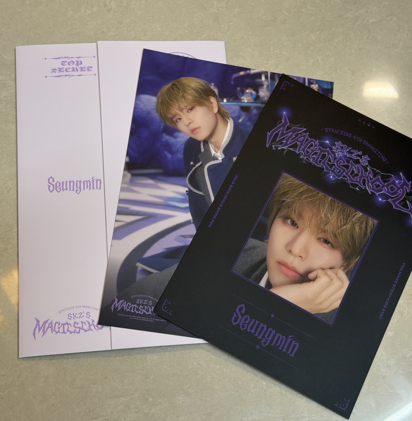 魔法學院海報組 玟🐶