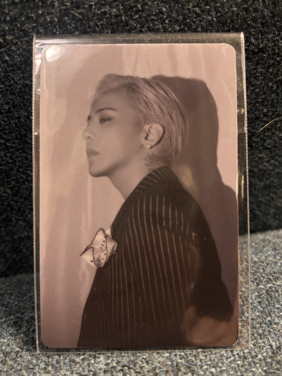 G-Dragon MEDIA EXHIBITION : Übermensch 媒體藝術展 台北/日本滿額小卡