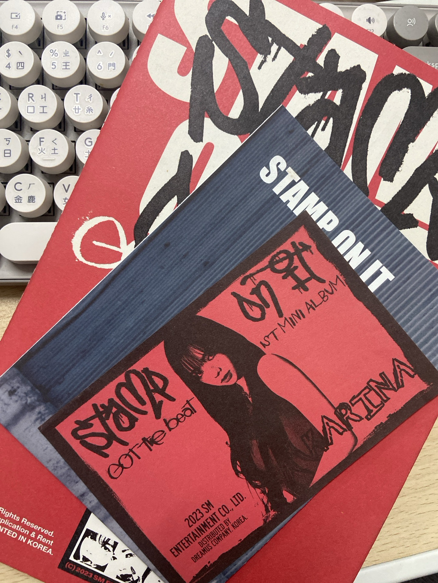 GOT Stamp on it 空專 送黑版Karina海報