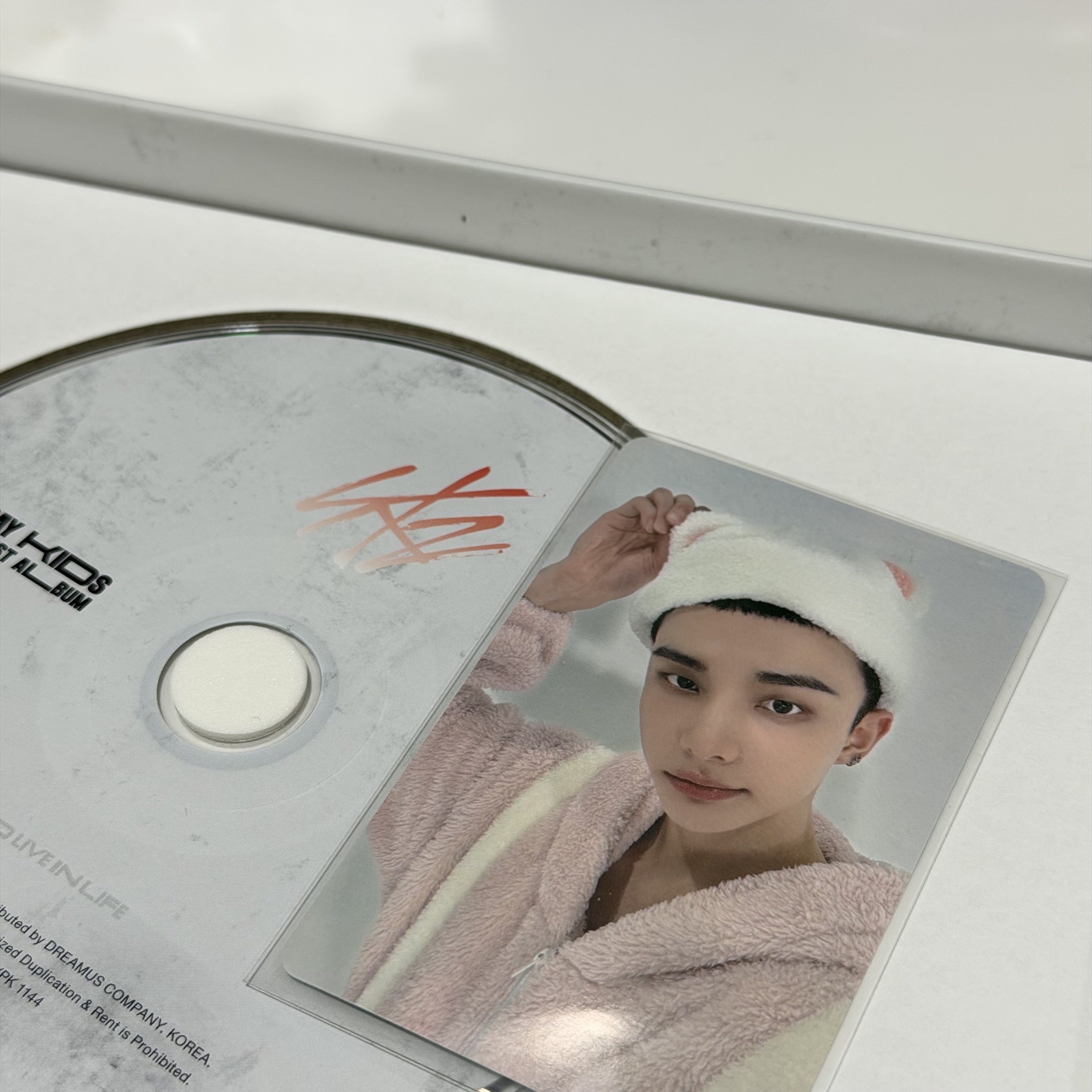 黃鉉辰hollow特典卡