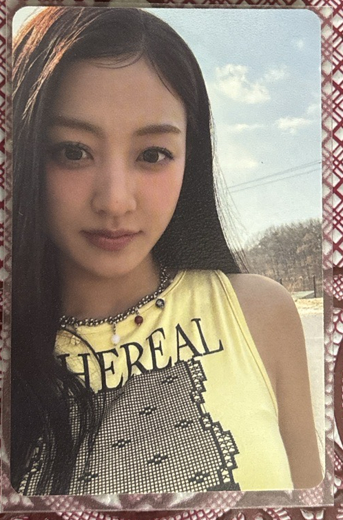 正規四 專輯卡 Polaroid ver. 黃版