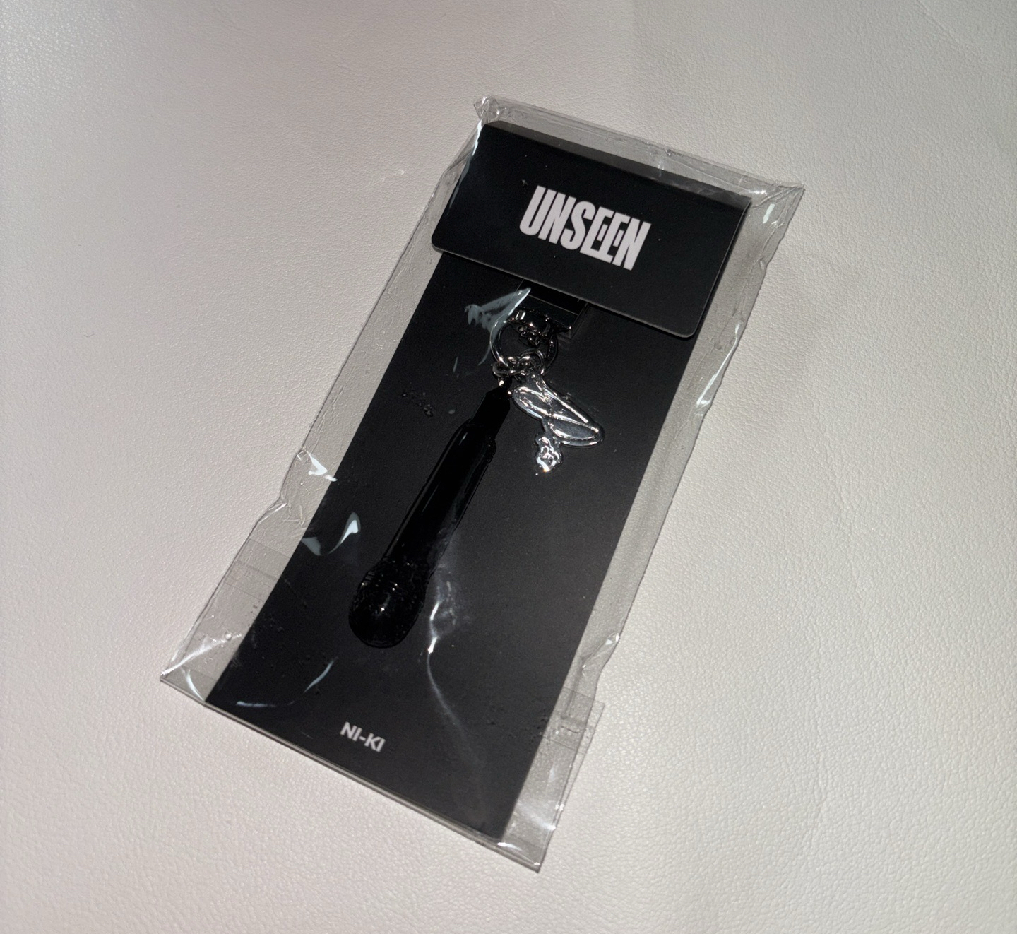 UNSEEN ｜西村力｜麥克風吊飾