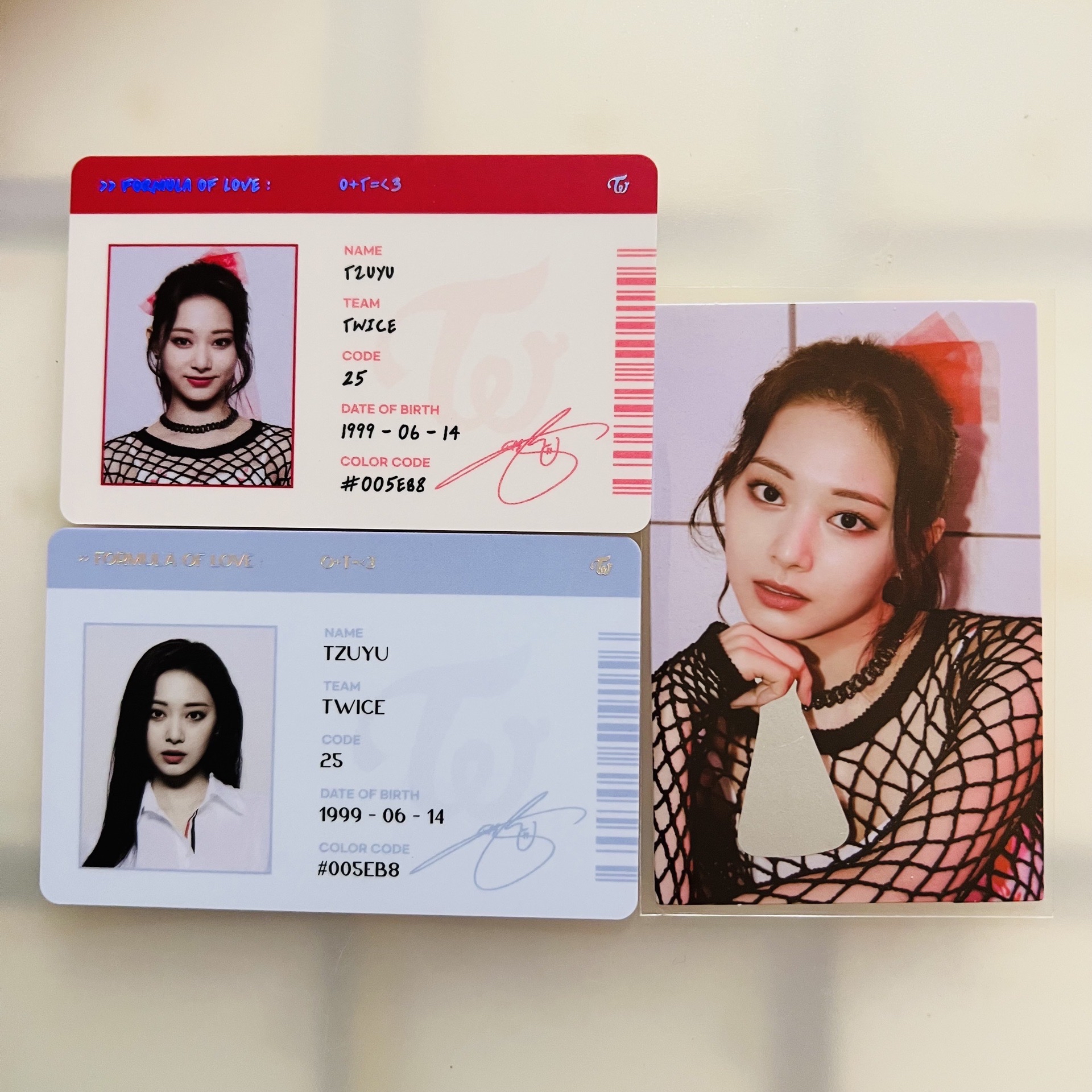 TWICE Formula Of Love 子瑜 