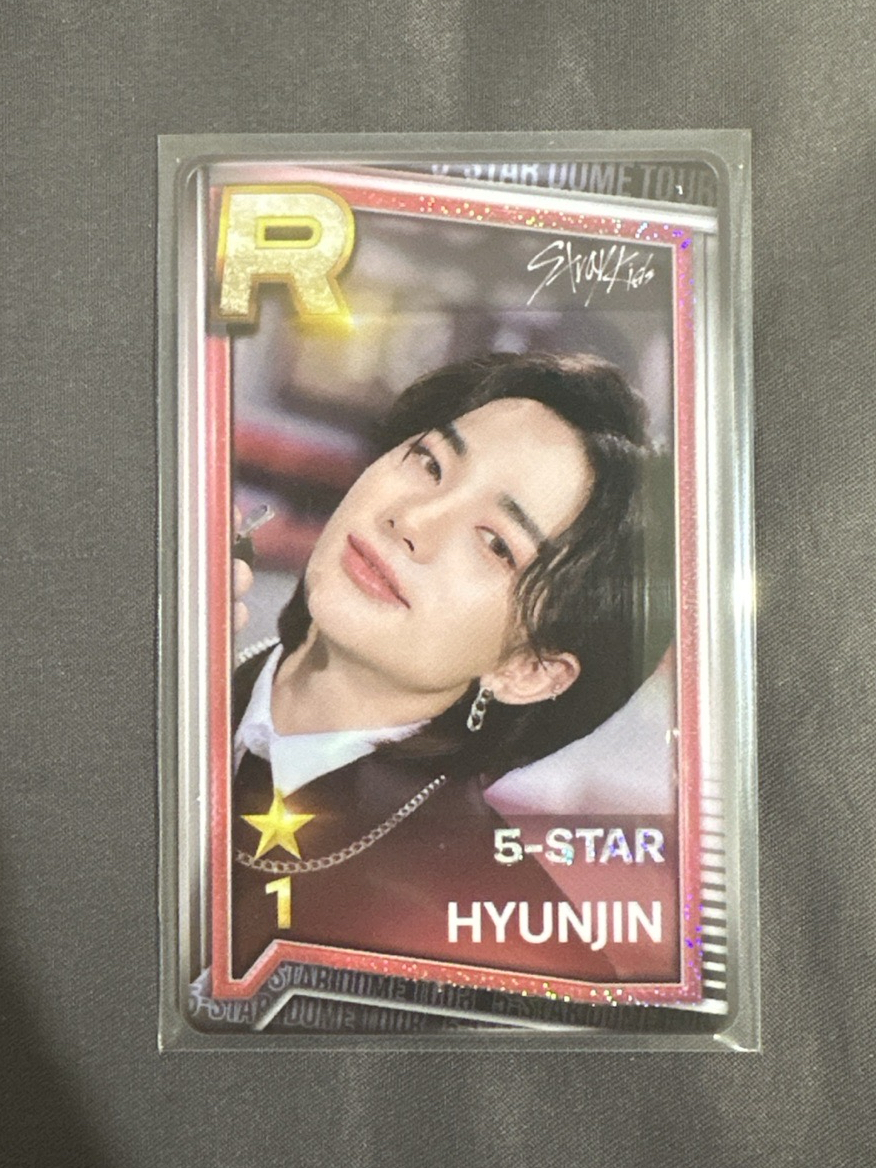 skz 辰遊戲卡⚠️需多帶一張專/其他成員卡