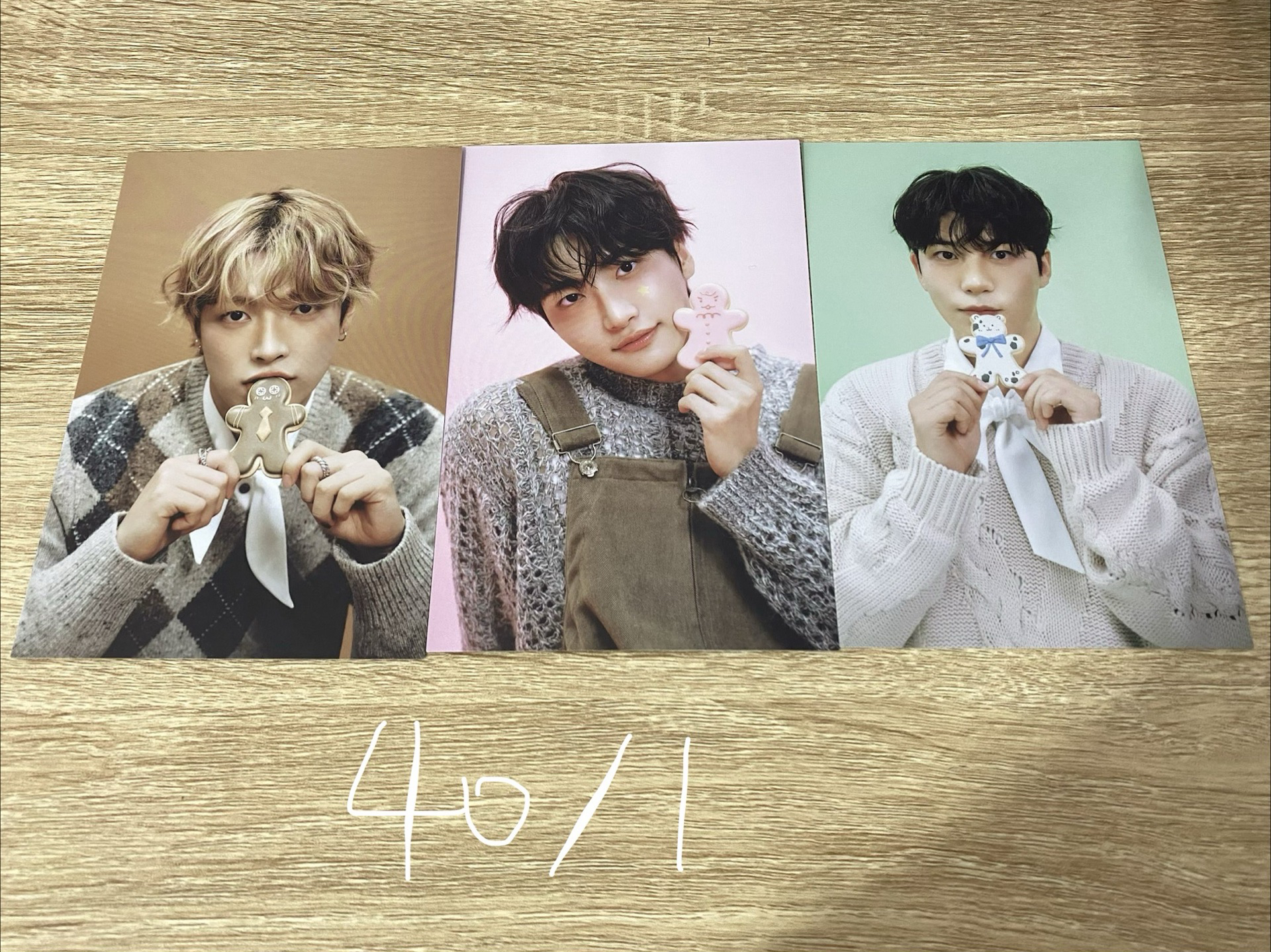 年曆（除了星中個人set皆有附個人貼紙）