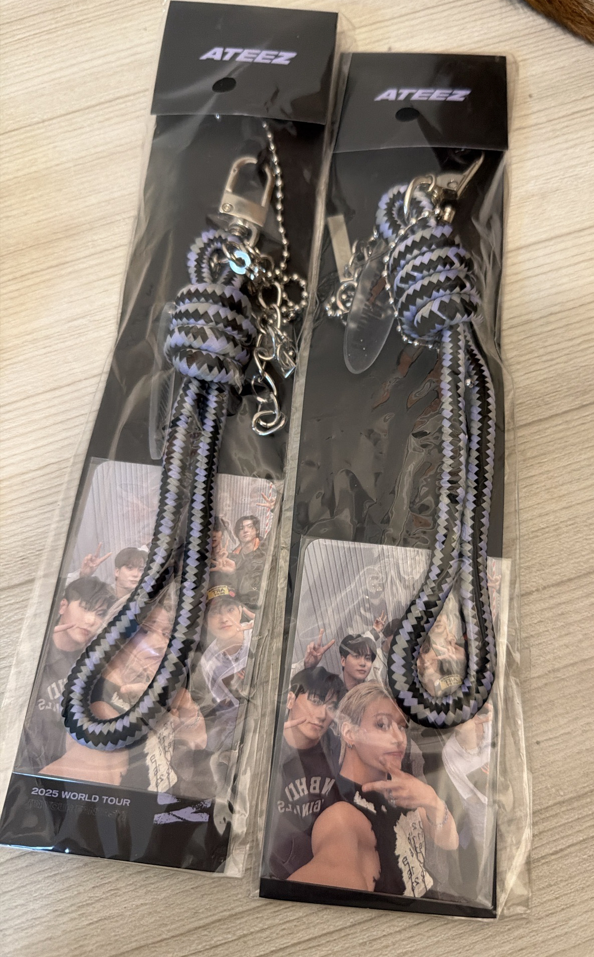 IN YOUR FANTASY 手燈周邊 LIGHTINY STRAP 有小卡