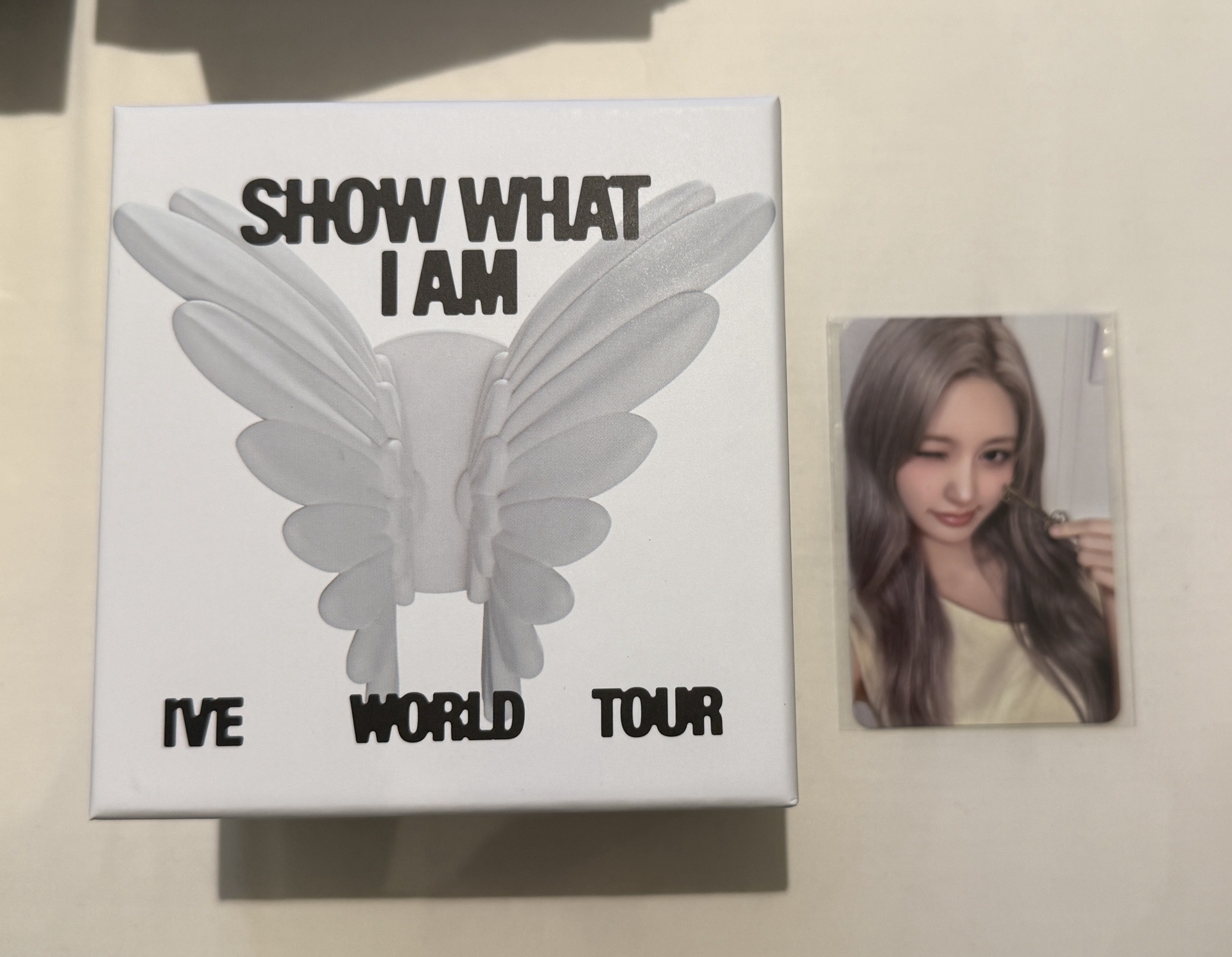 SHOW WHAT I AM 手機支架 秋