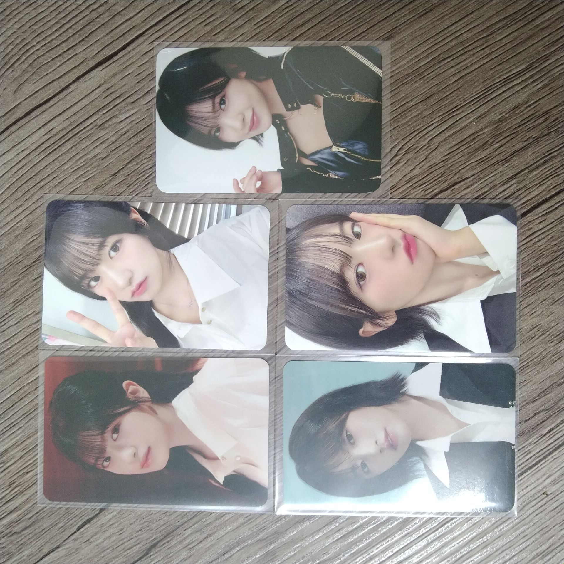 SHOW WHAT I HAVE 隨機卡 set