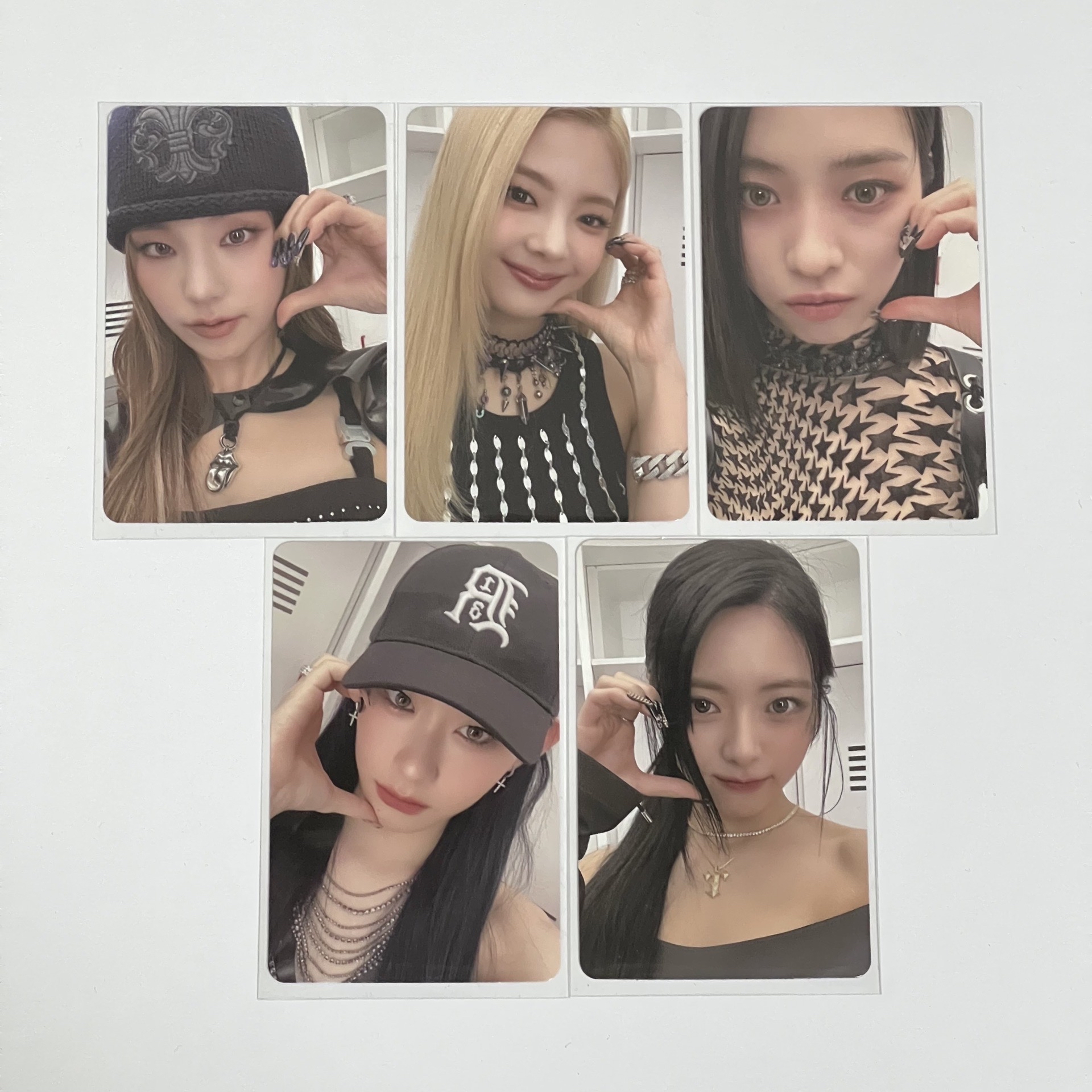 ITZY｜KMD SW預售｜一套