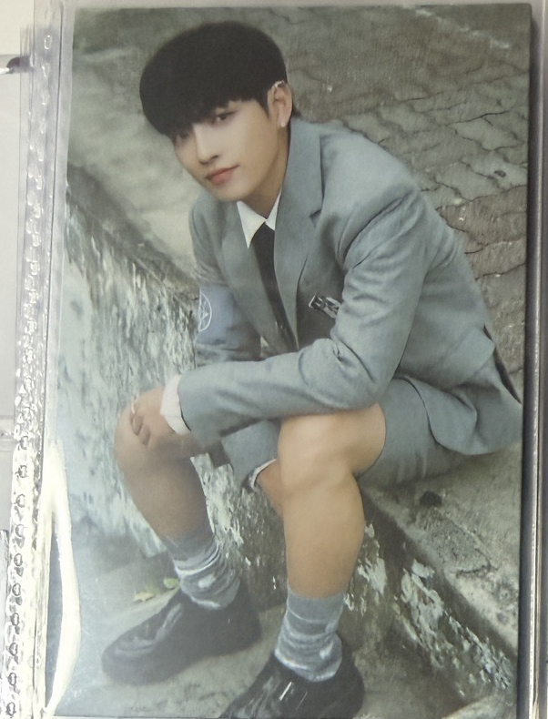 Fever Epilogue專輯卡D 弘中