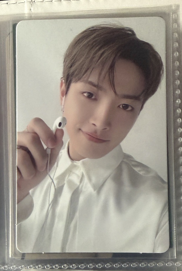 IN YOUR FANTASY隨機卡 和中中一起聽音樂