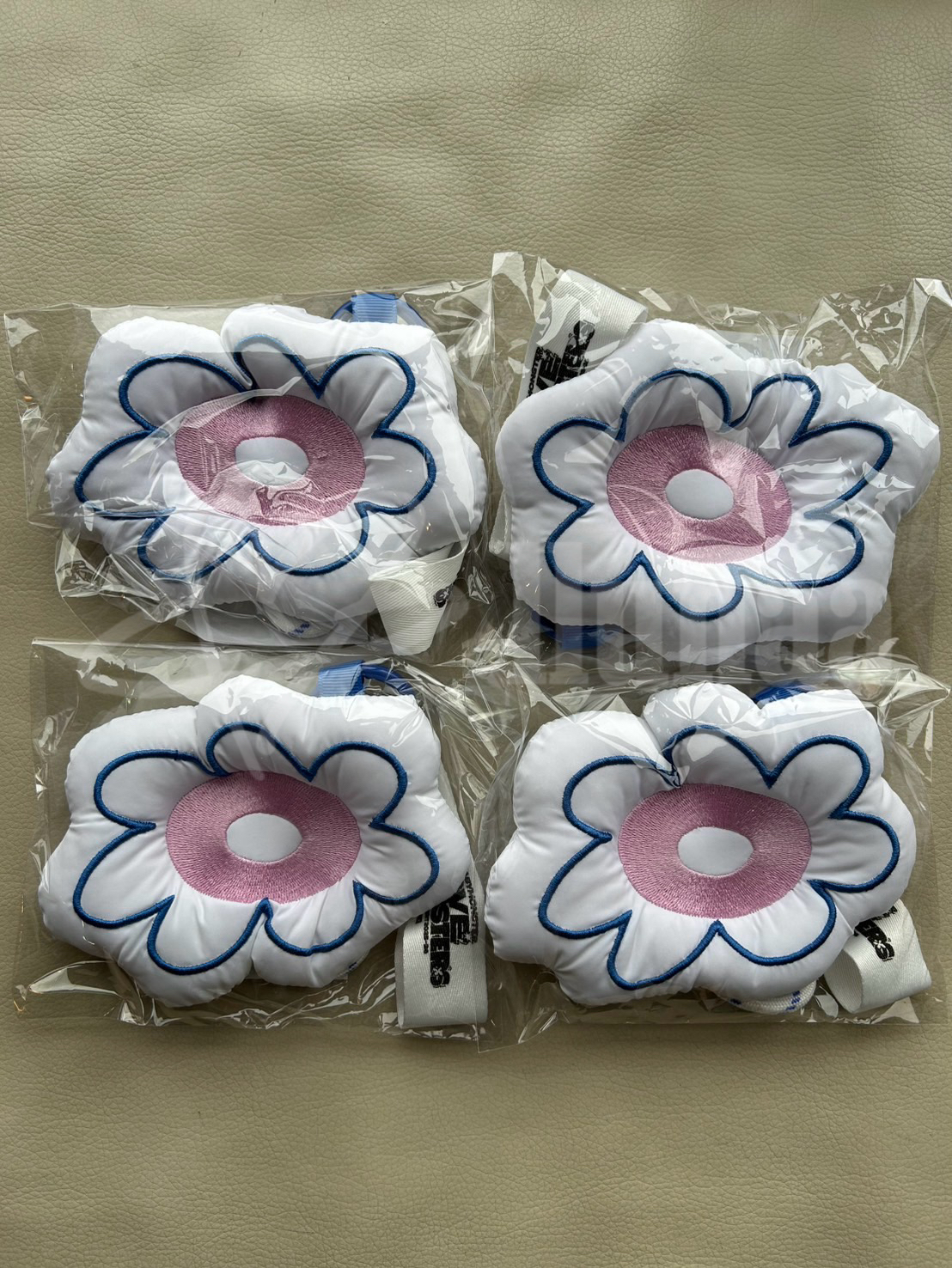 現貨｜台北小花吊飾