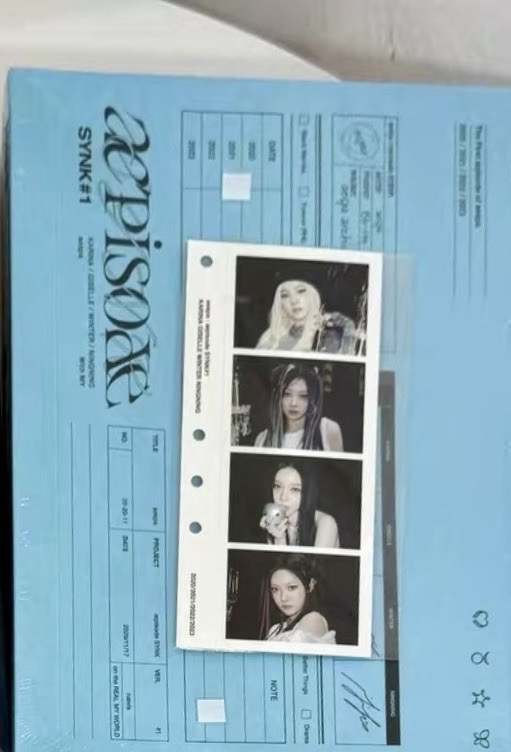 Aespa 回憶錄藍光版 全新未拆  （含 sm 預售特典 人生四格卡 ）無盒損
