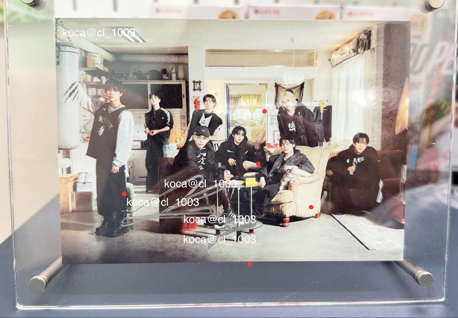 Karma燦親簽 含展示架 可提供證明