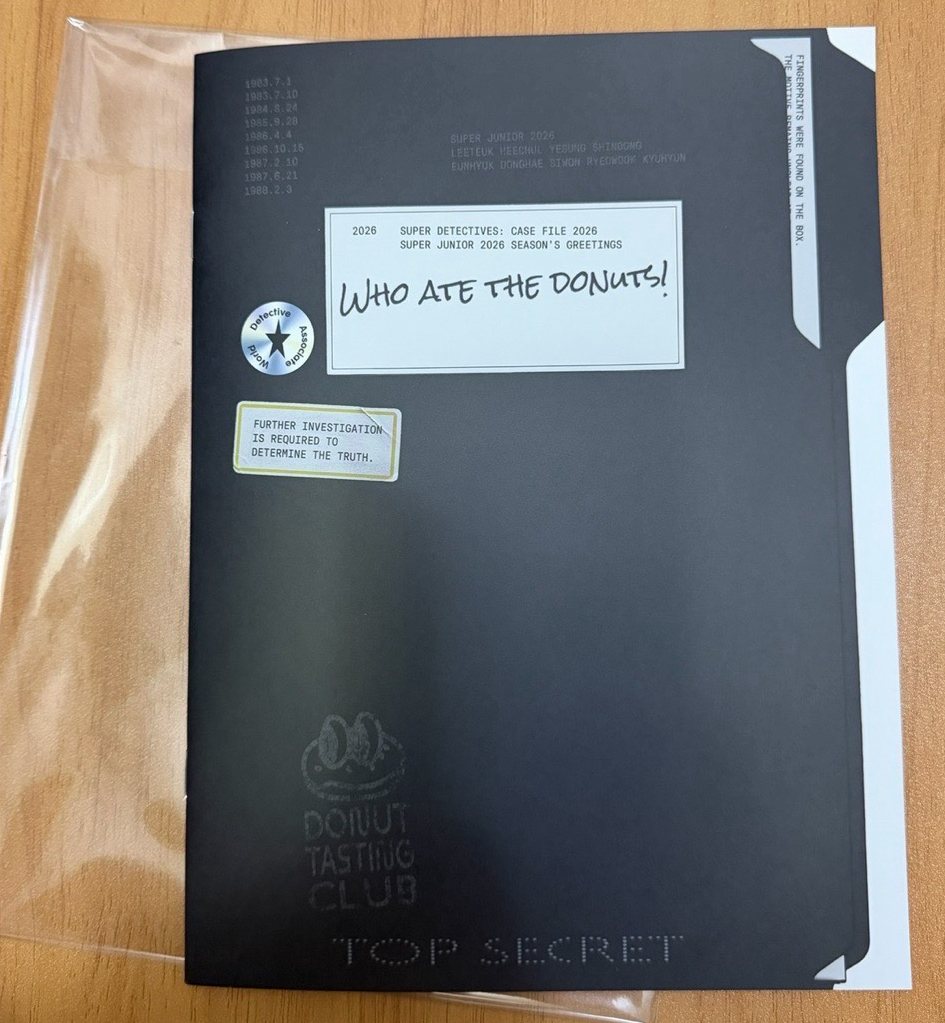 Super Junior 2026年歷 寫真書
