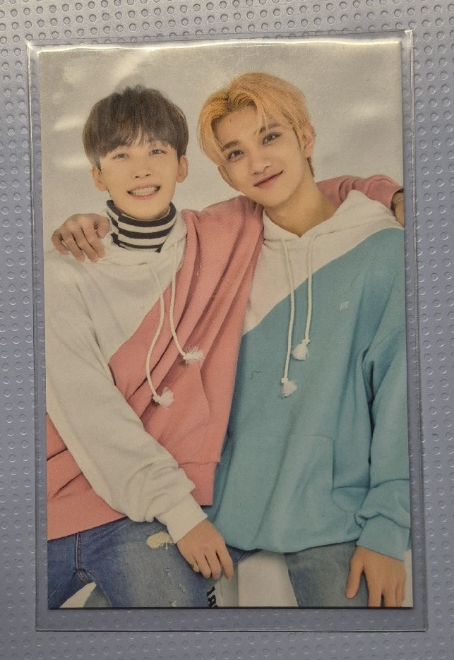 2020年尹淨漢洪知秀克拉島隨機卡