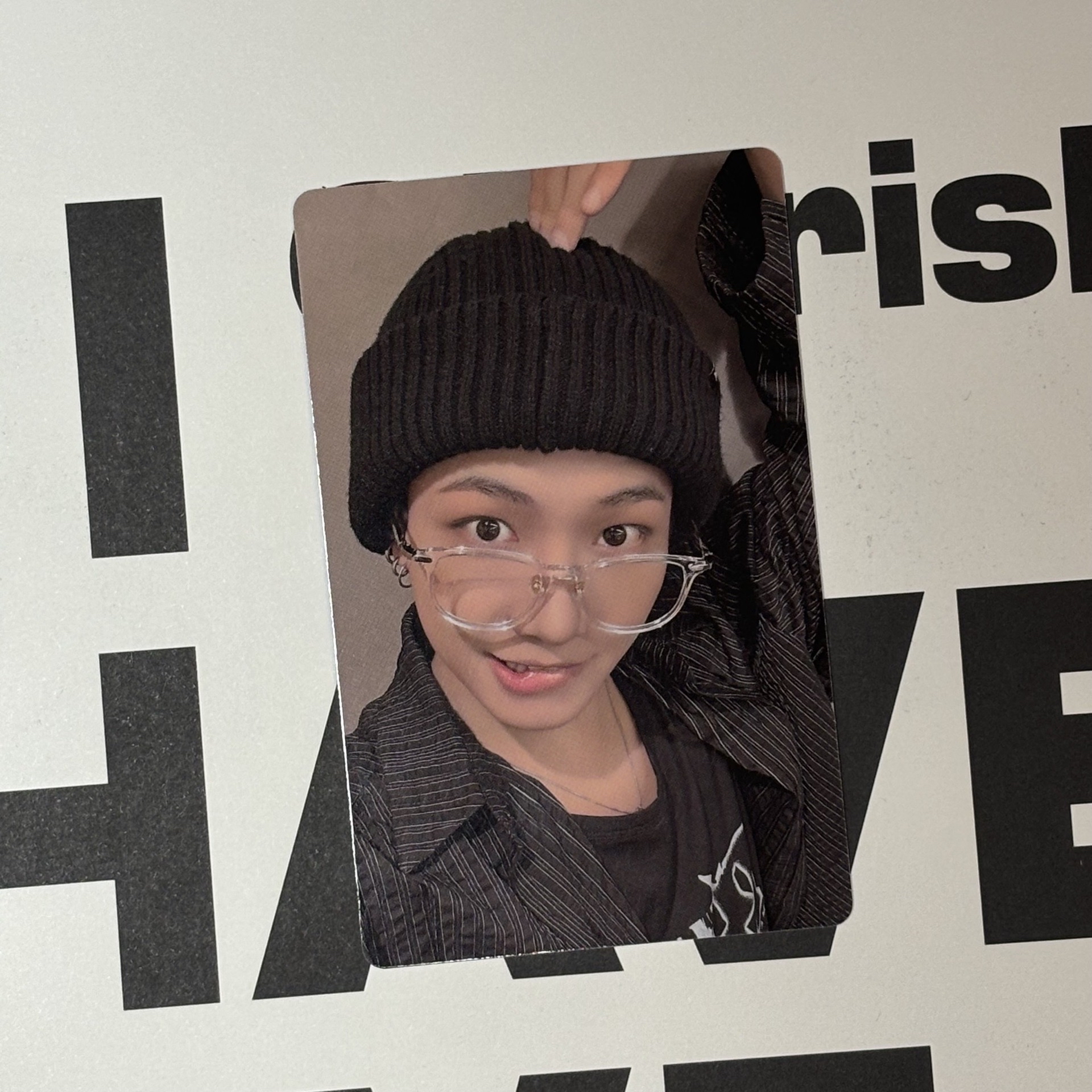 🔅BND-咬唇眼鏡男 3