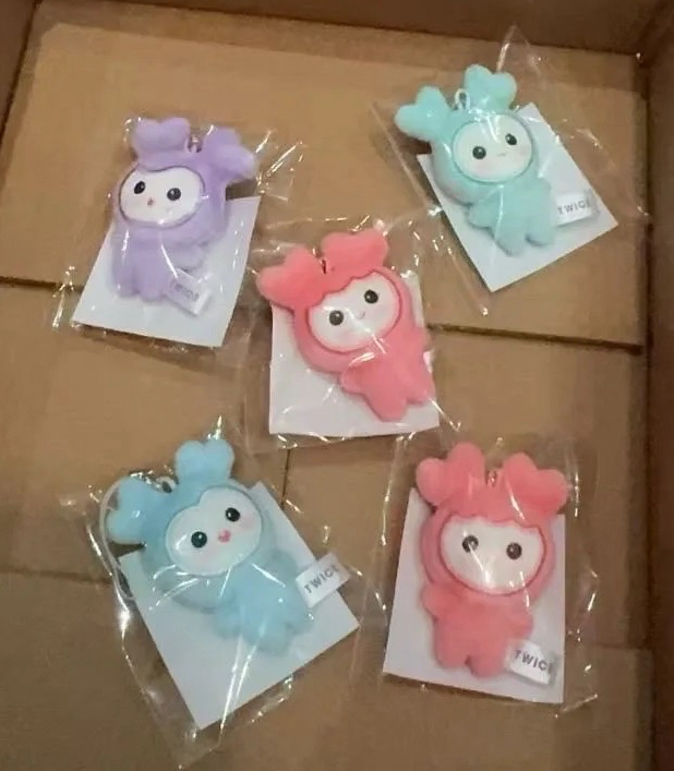 TWICE 10週年lovely 豆豆眼