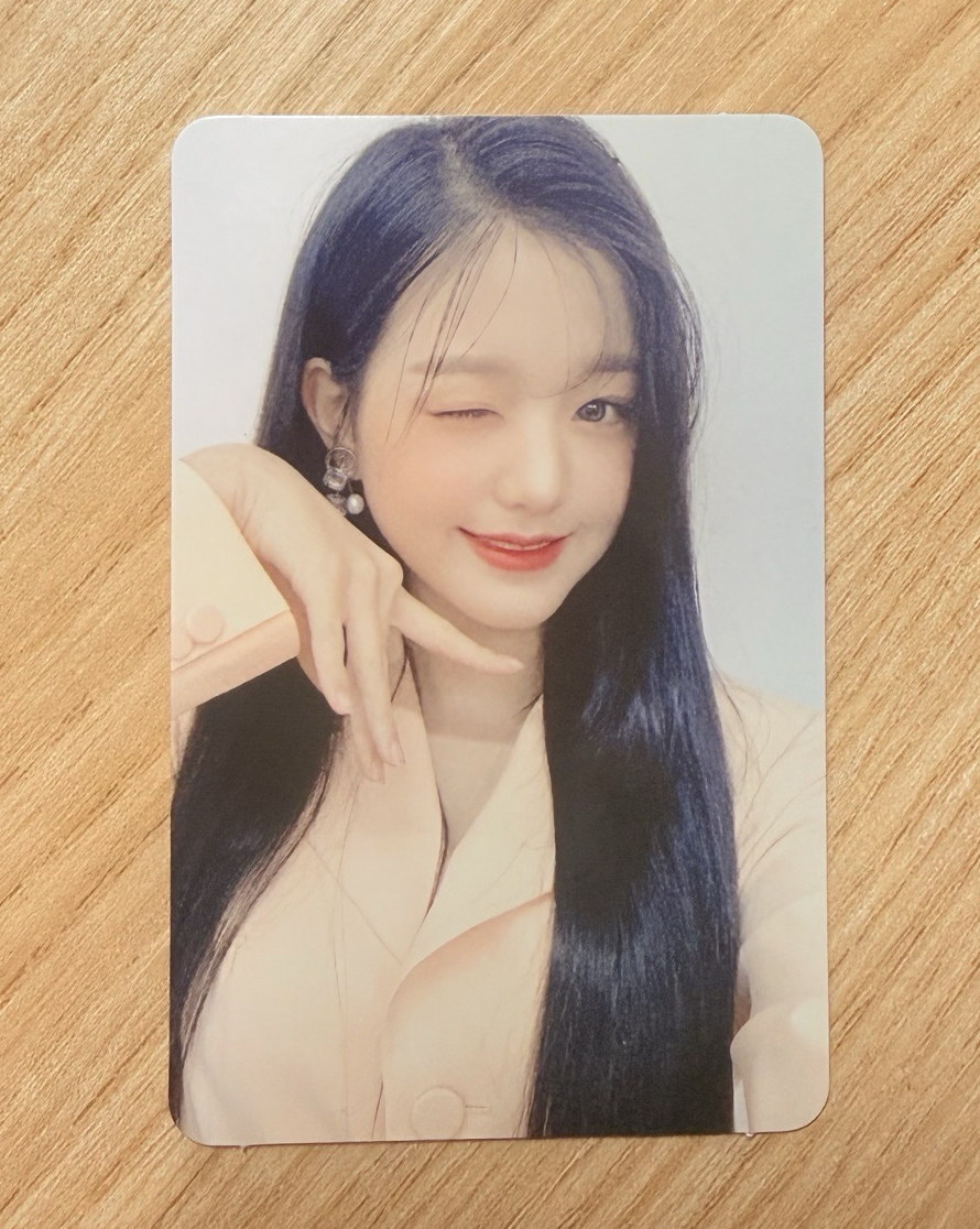 BLOOM*IZ 專輯卡 -WONYOUNG