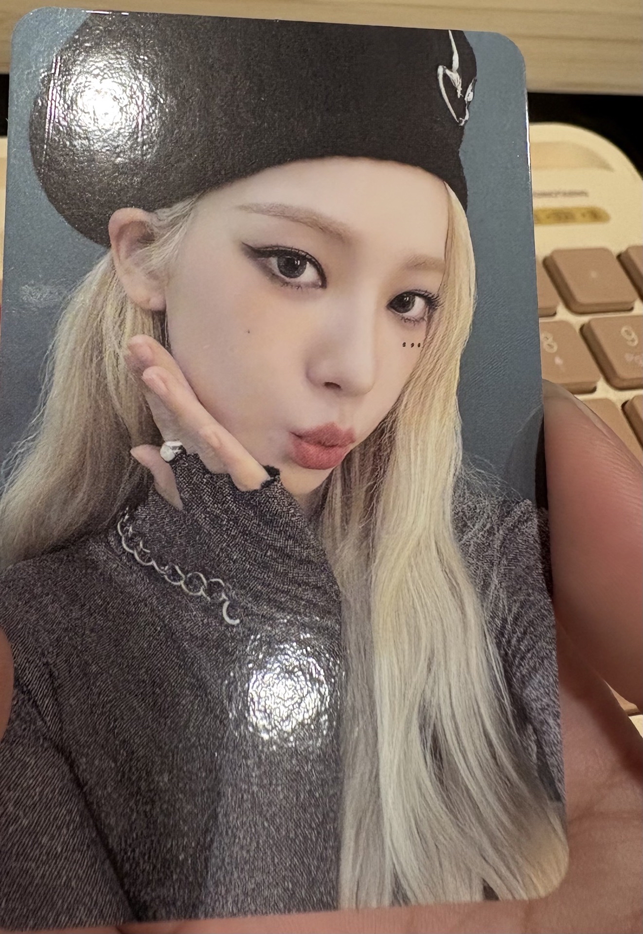 3. My world隨機卡金髮柚（卡壓痕）