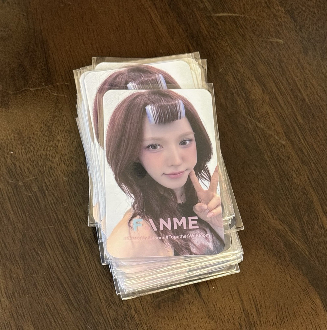 Wendy台北合影簽售卡