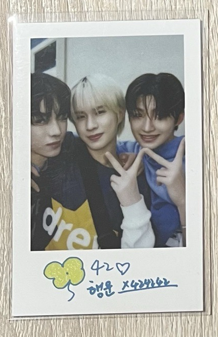 TWS年曆小卡忙內line