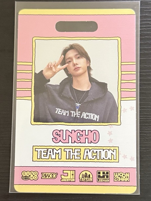 The action 專卡 sungho 識別證