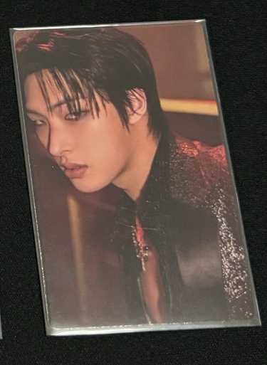 右下角那張↘️