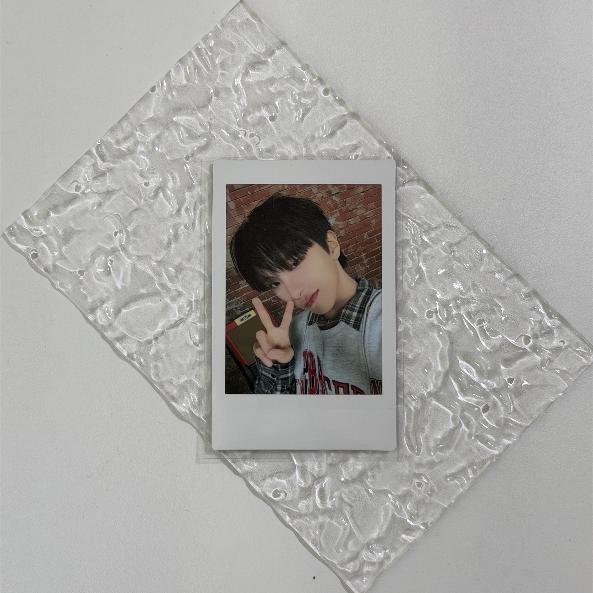 吳娜日巡拍立得