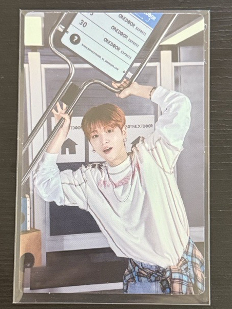 Knock on 仁川 riwoo 隨機卡 3/6