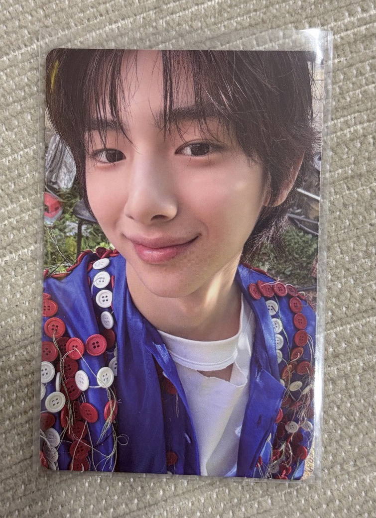 The 1st EP[COLOR OUTSIDE THE LINES] -3 ver主訓