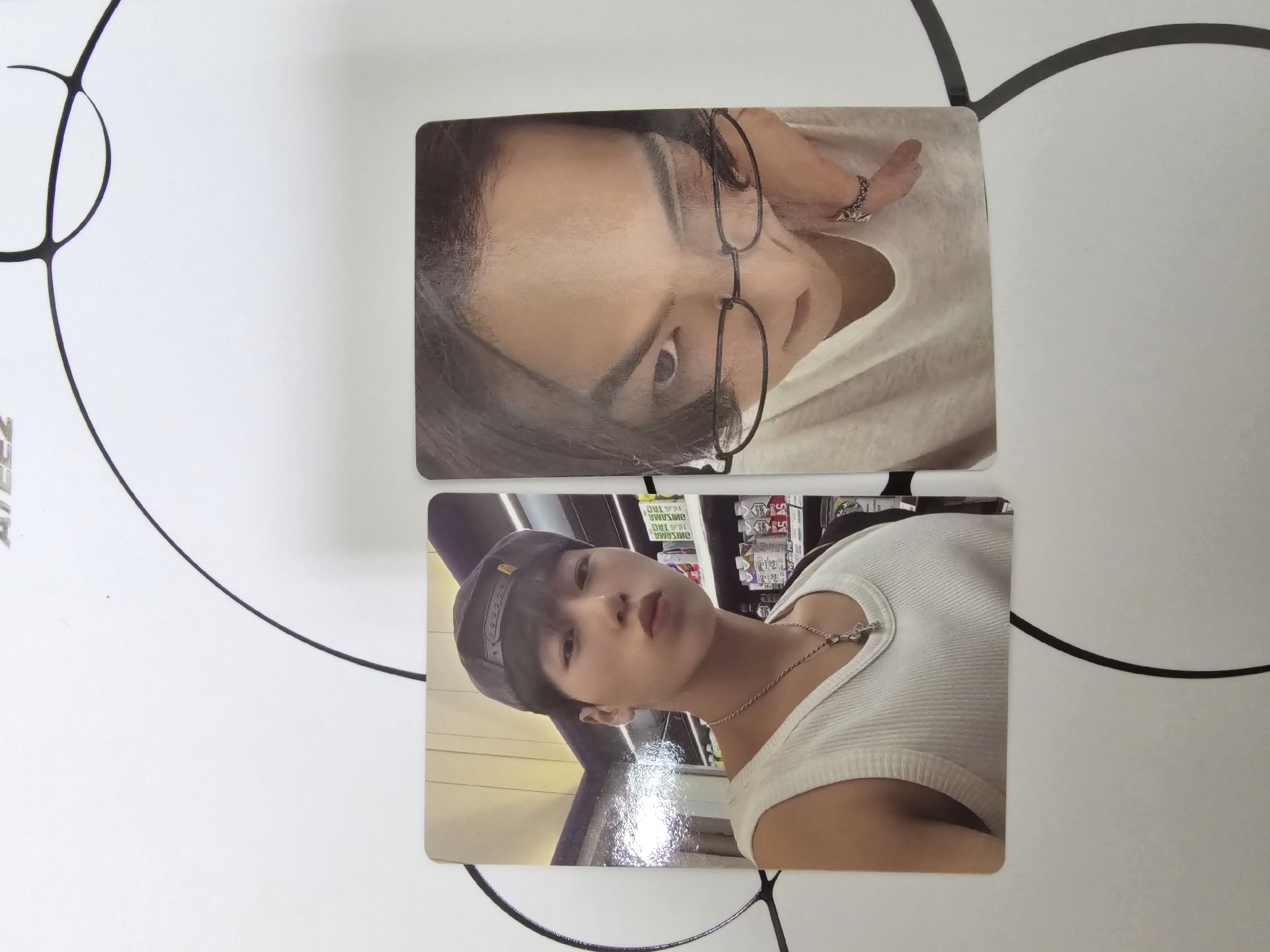 便利店問你吃什麼只照自己的男友(傘)＆視訊和你挑眉Wink的男友(琦)