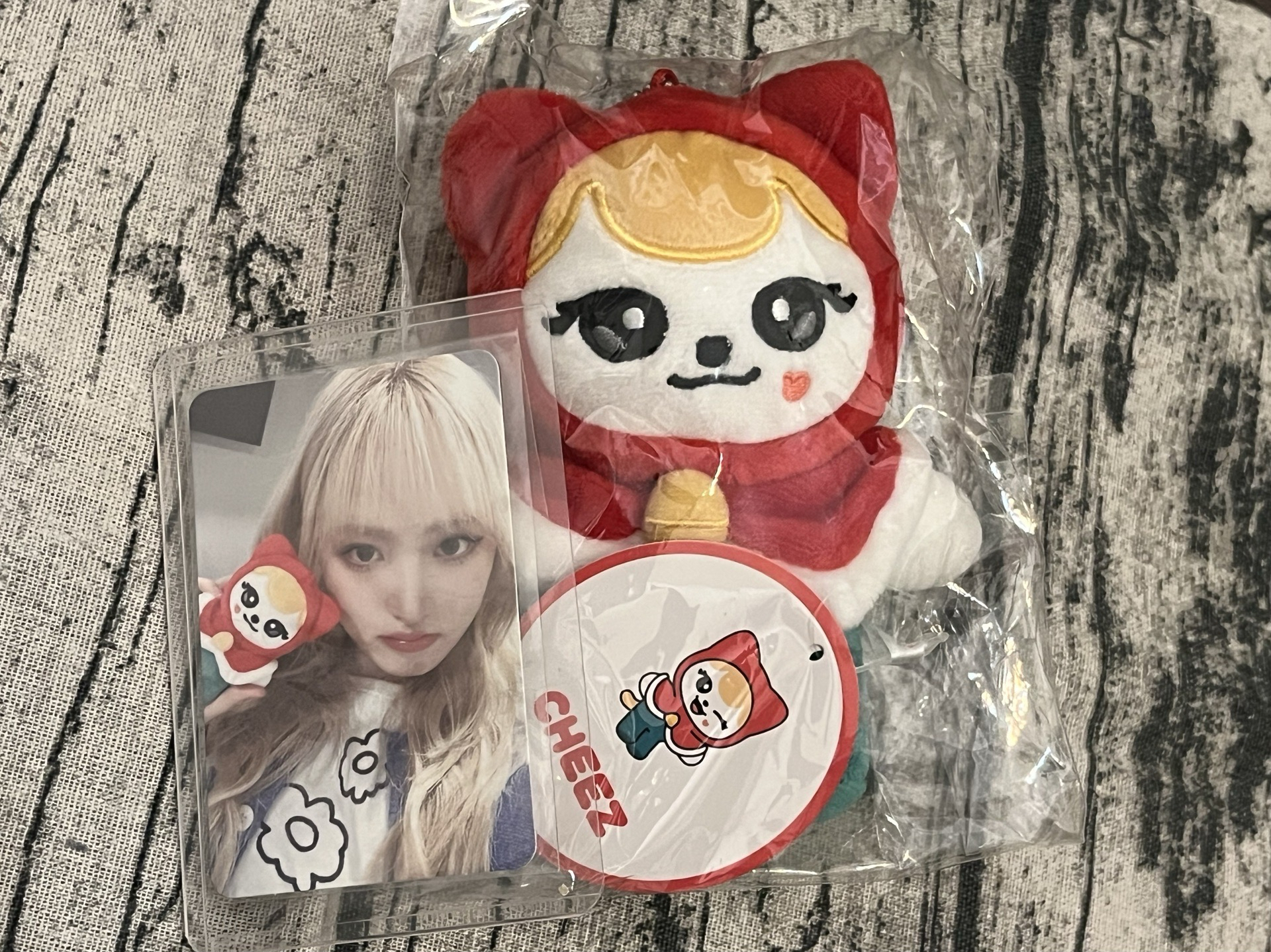 IVE Liz 栗子 聖誕娃+卡