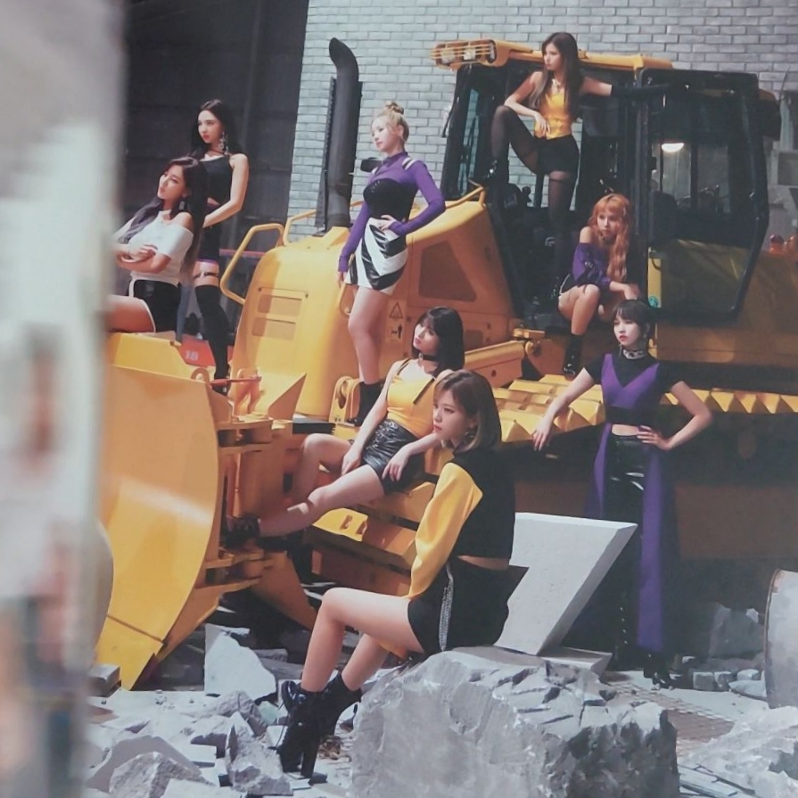 TWICE ONCE UPON A TIME