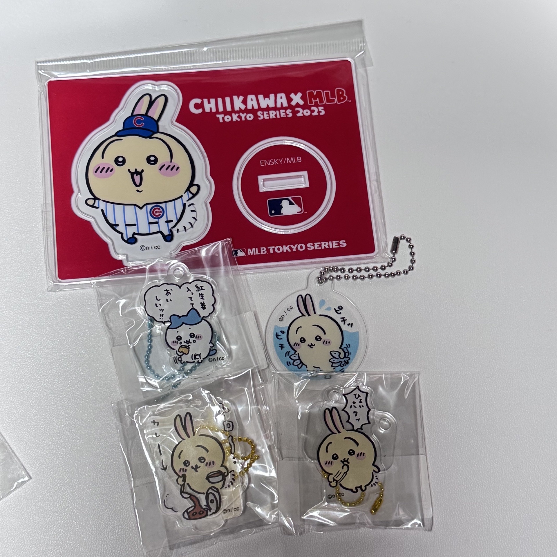 兔兔棒球立牌+小吊飾