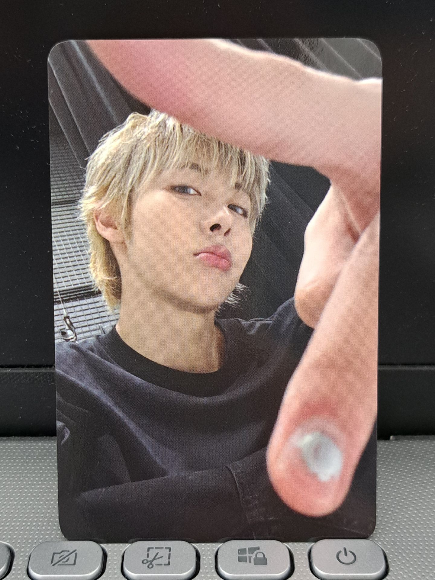 FAMOUS el 2.0 幸運卡燦