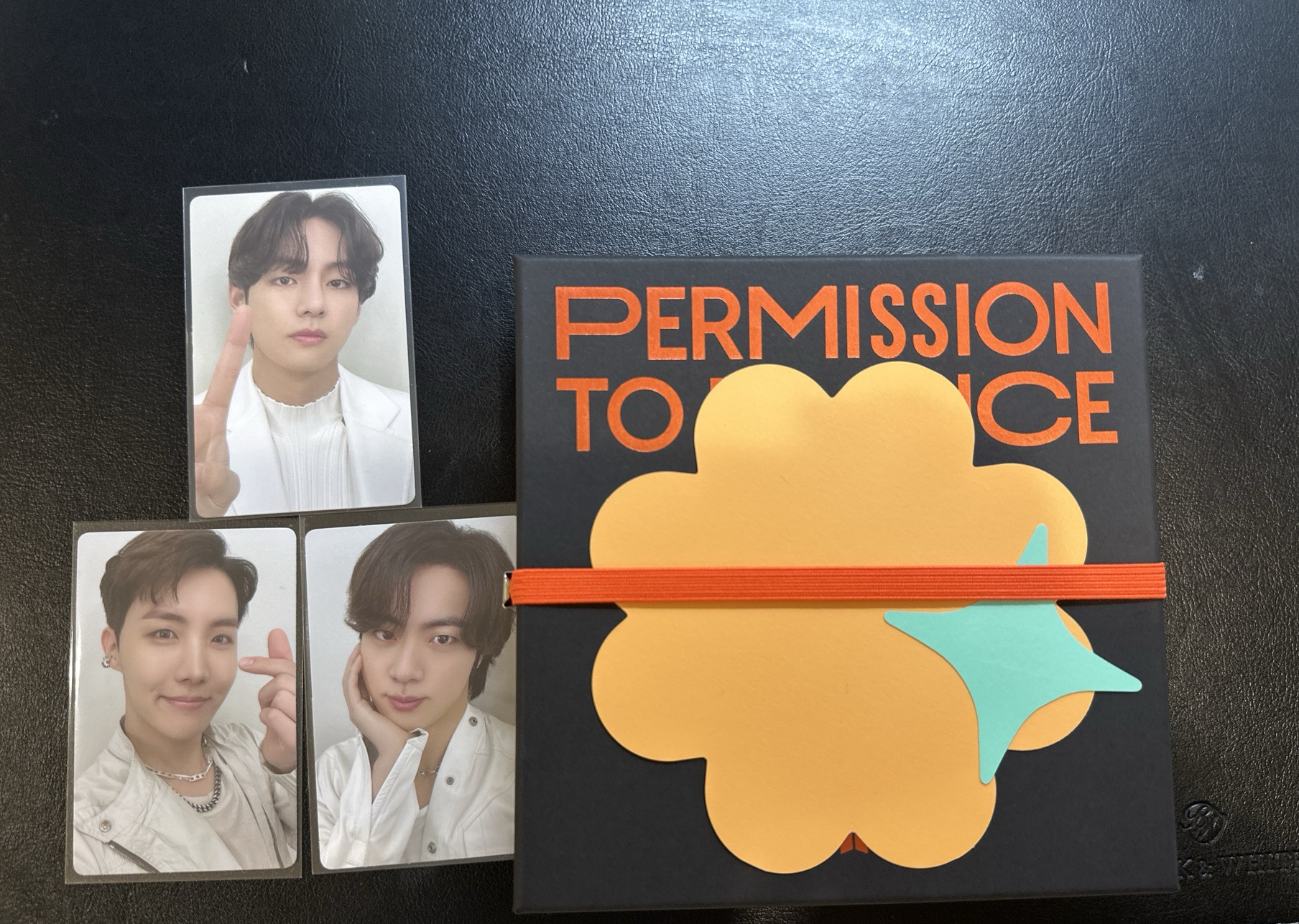 BTS《PERMISSION TO DANCE ON STAGE - LIVE》