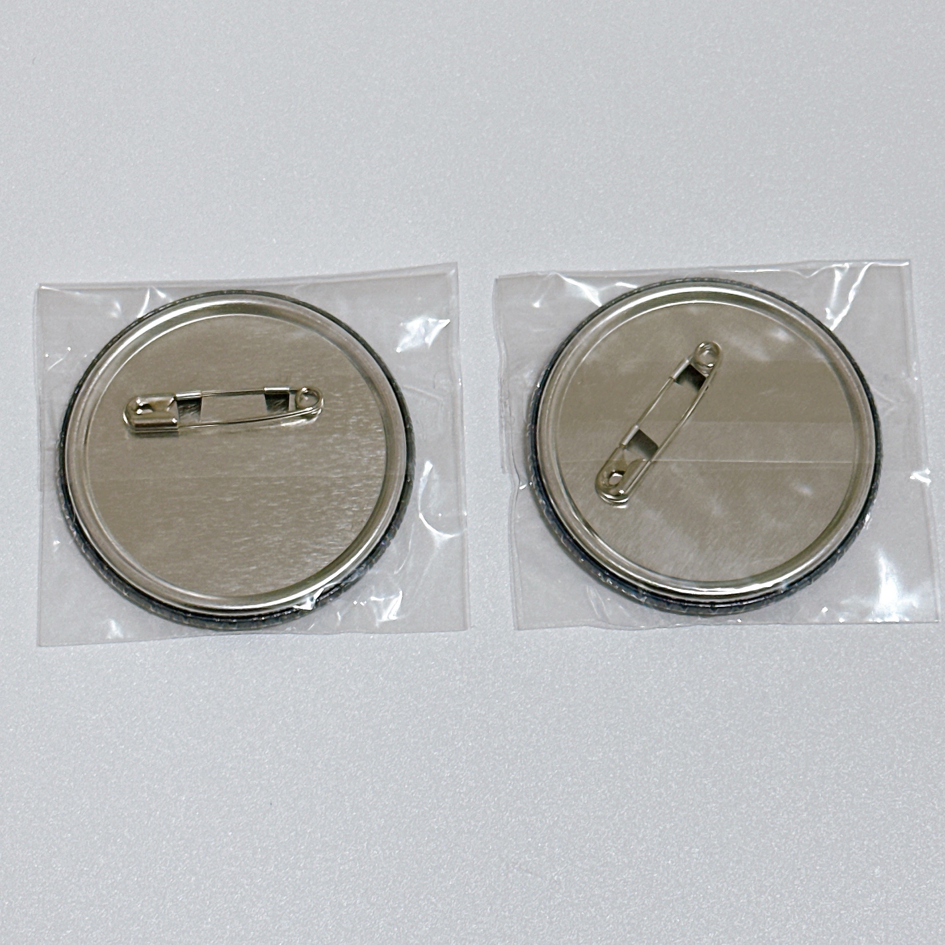 Seventeen 22museum 李知勳 徽章