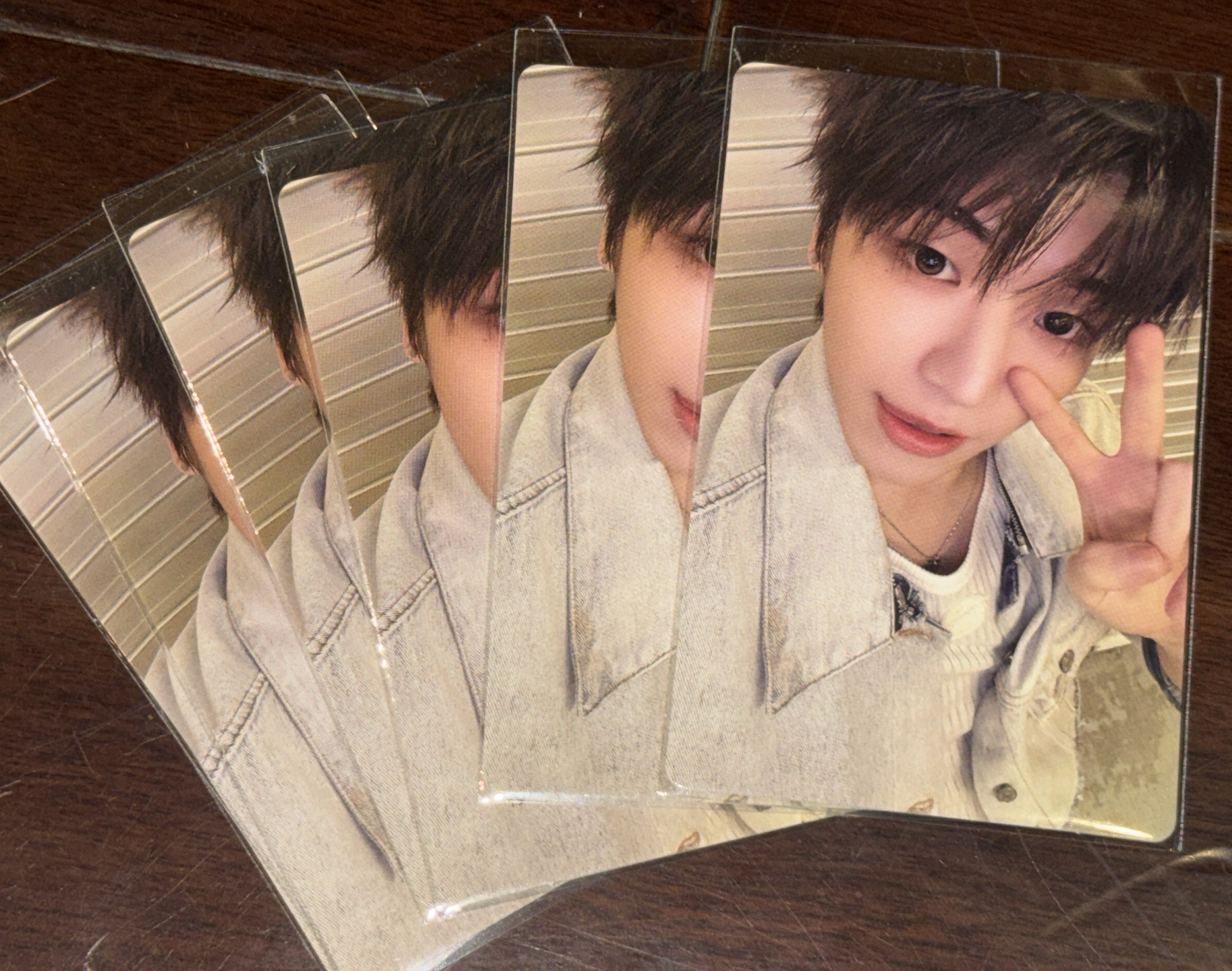 No Genre 專輯小卡  哩嗚 RIWOO no limit