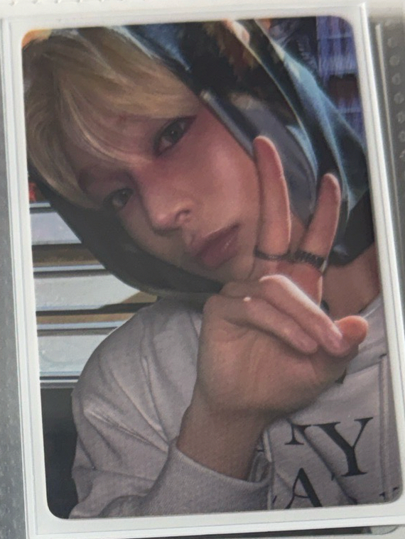 頭巾妹寶 中文卡背！