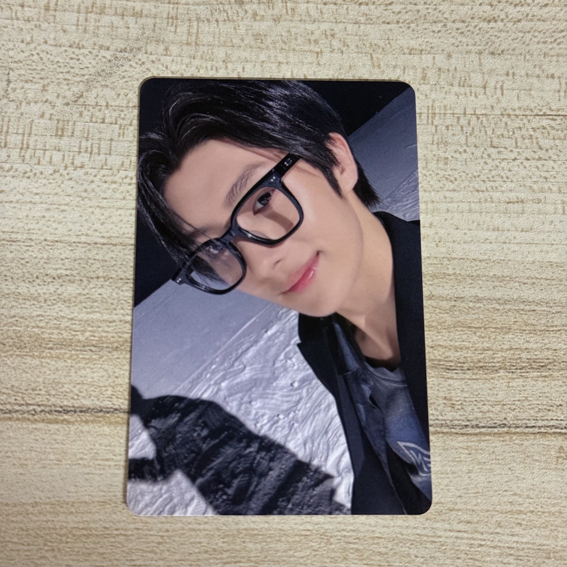 Last Bell yzy 1.0 簽售卡 英宰