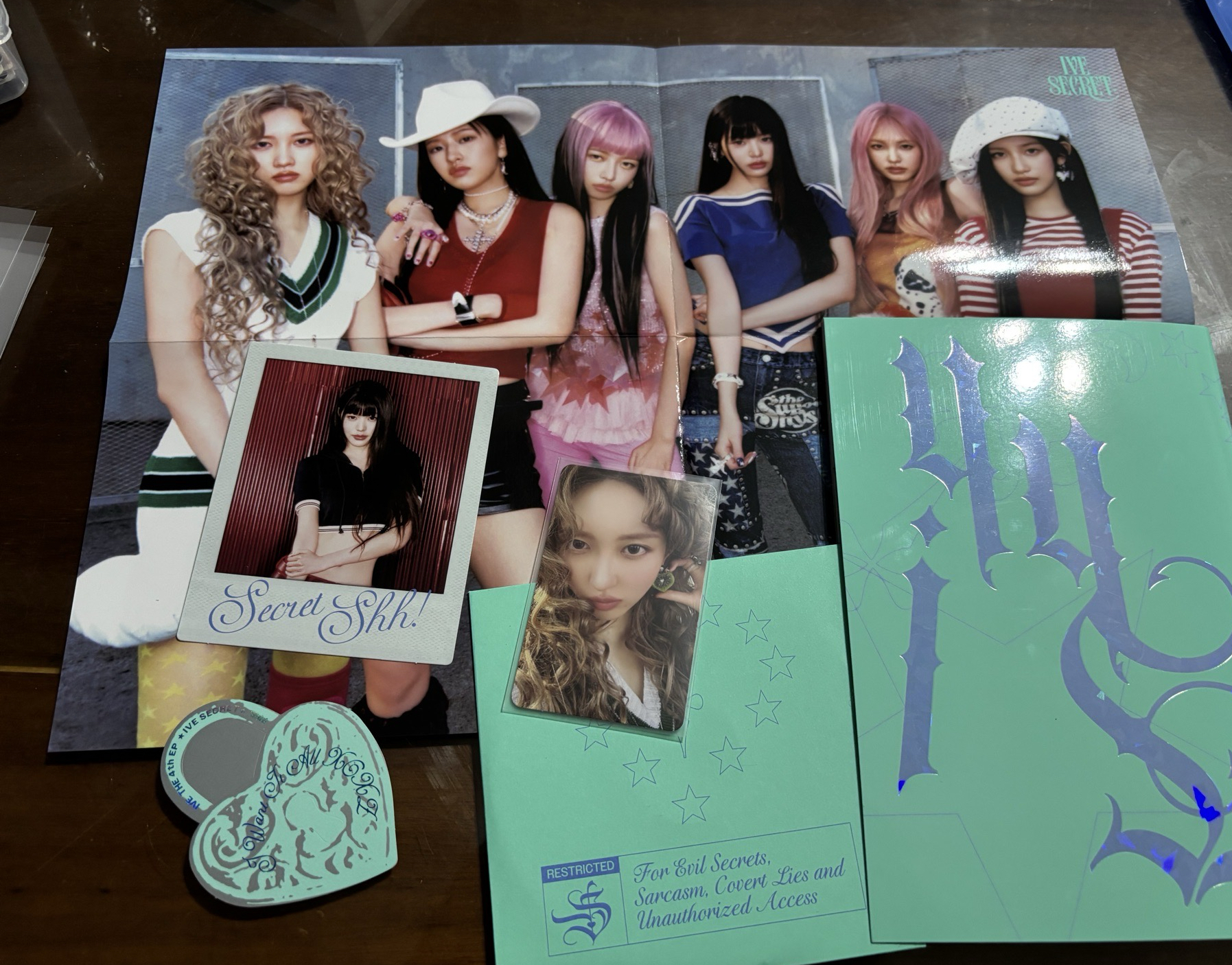 IVE SECRET 專輯 Shh! ver. 全專出