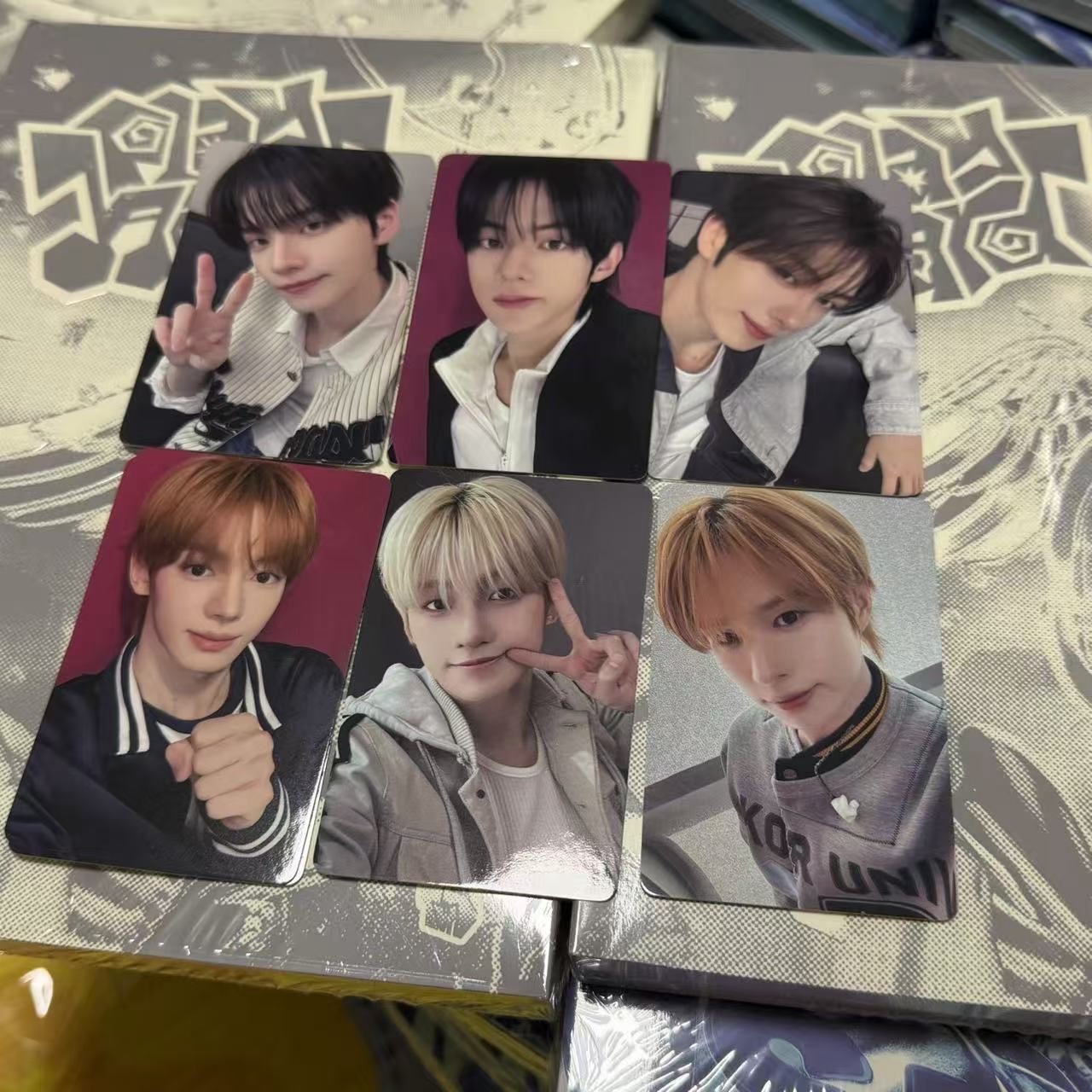 TWS一直娛5.0（手繪幸運草卡背）