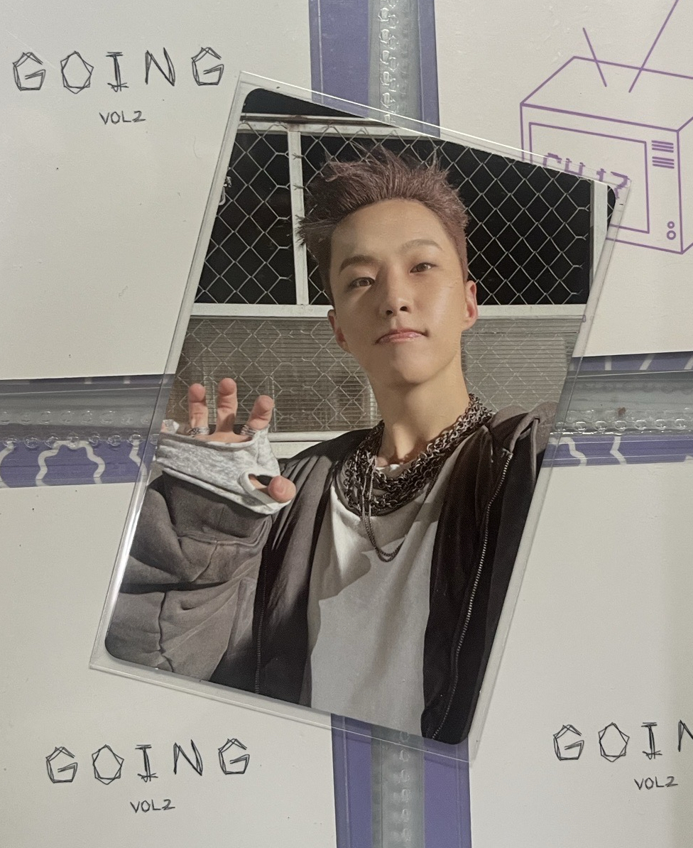 正規5輯 榮小卡