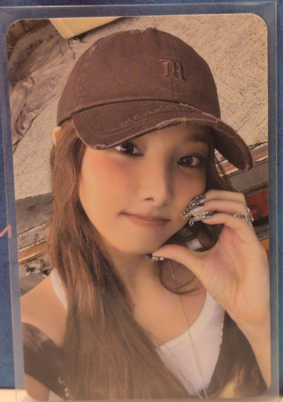 帽帽臉頰愛心娜