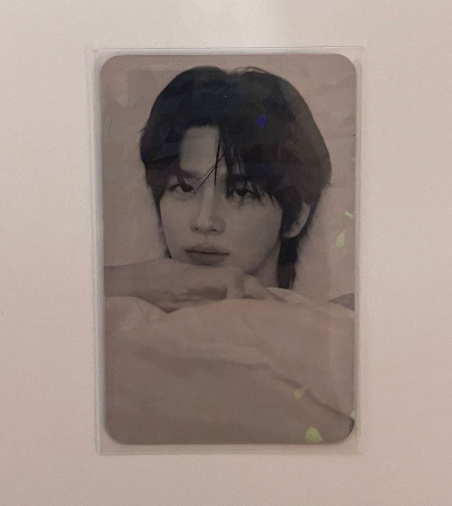 鐳射卡面黑白的歐巴